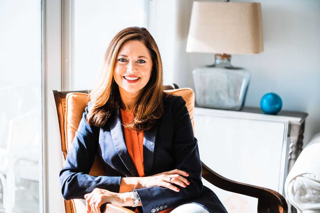 Laura D. Adams Speaker Executive Speakers Bureau